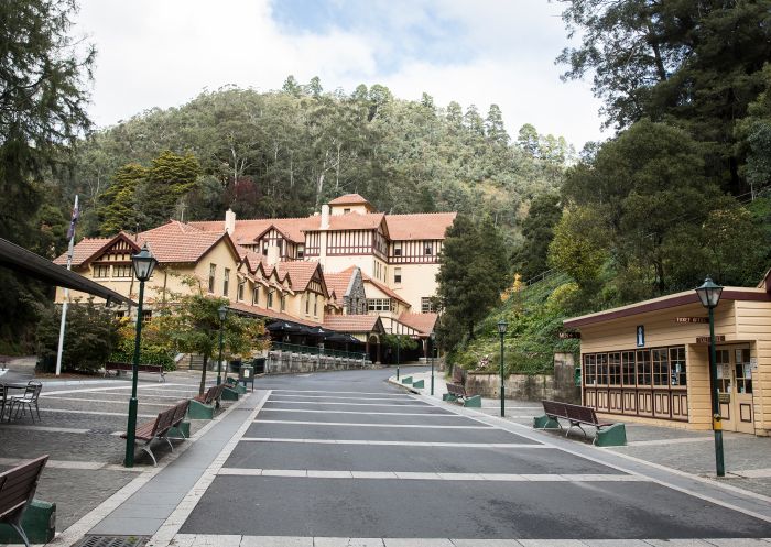 Caves House, Jenolan Caves Caves House Accommodation at Jenolan Caves, Blue Mountains